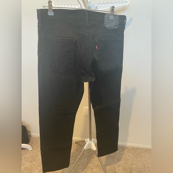 Men's Black Levi’s Jeans - Picture 2 of 4